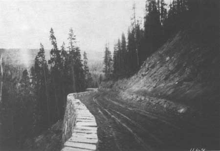 Road near Gibbon Falls