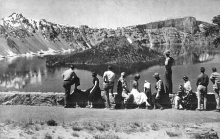 visitors along the Rim of Crater Lake