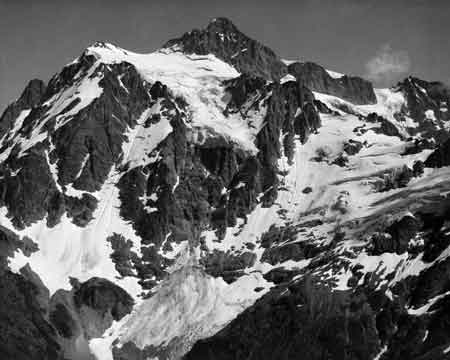 North Cascades National Park: Climbing Notes 1999